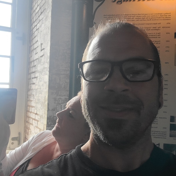 Meet your Posher, Mike - Picture 2 of 2